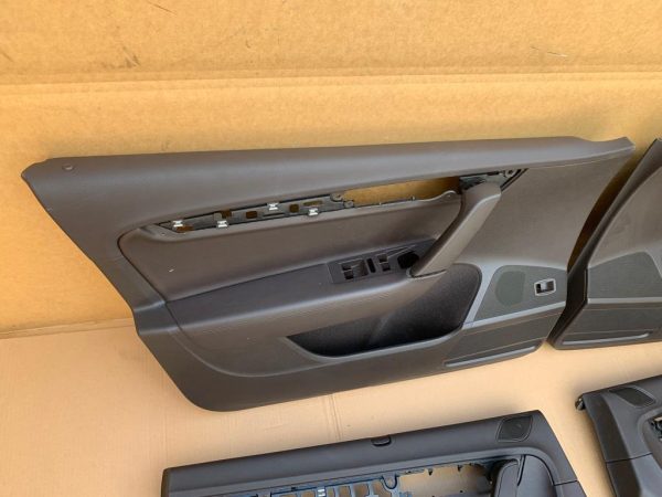 Set fete usi din piele maro cu perdelute VW Passat B7 variant - Dezmembrari Auto - imagine 6
