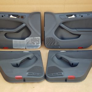 Set fete usi din piele VW Jetta 2017 - Dezmembrari Auto