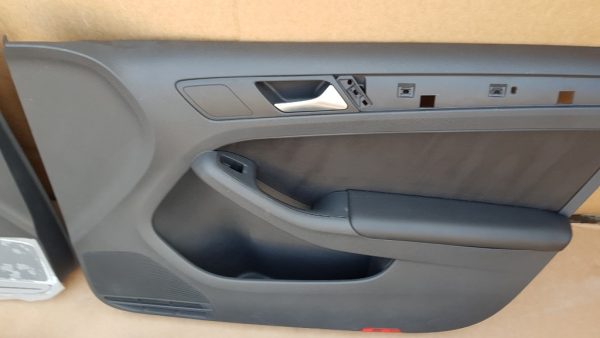 Set fete usi din piele VW Jetta 2017 - Dezmembrari Auto - imagine 7