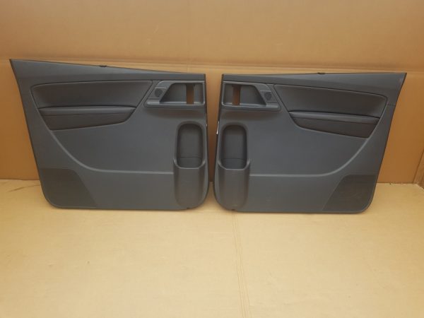 Set fete usi spate piele cu perdelute Seat Alhambra 2 VW Sharan 7n - Dezmembrari Auto