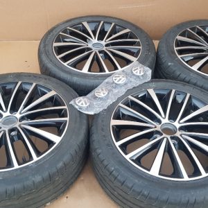 Set jante aliaj cu cauciucuri vara 225 45 R17 VW Jetta 2016 5C0601025AJ - Dezmembrari Auto