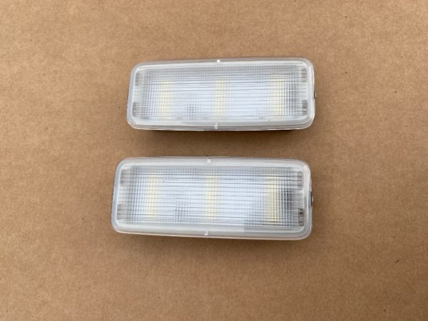 Set lampi led haion VW Caddy Ford Tourneo Connect 2023 7E0947123 7E0 947 123 - Dezmembrari Auto