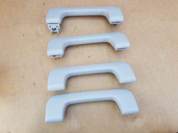 Set manere plafon Audi A3 8P 2 usi 8P0857607M 8P0 857 607 M - Dezmembrari Auto