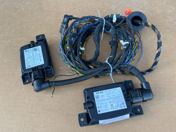 Set module side assist cu instalatie VW Golf 7 5Q0907685C 5Q0 907 685 C 5Q0907686C 5Q0 907 686 C la 0 km - Dezmembrari Auto