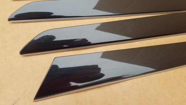 Set ornamente fete usi VW Jetta 2017 5C6867449C 5C6867450C - Dezmembrari Auto - imagine 2