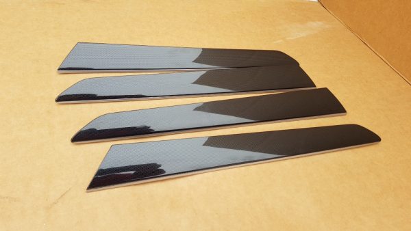 Set ornamente fete usi VW Jetta 2017 5C6867449C 5C6867450C - Dezmembrari Auto