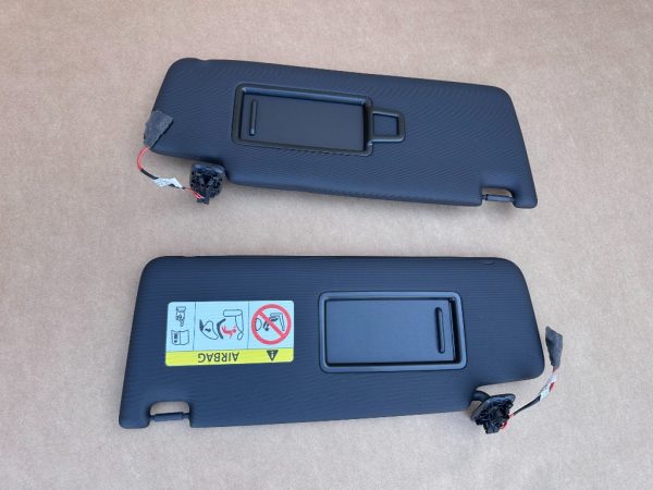 Set parasolare negre VW ID4 ID.4 2023 volan dreapta - Dezmembrari Auto