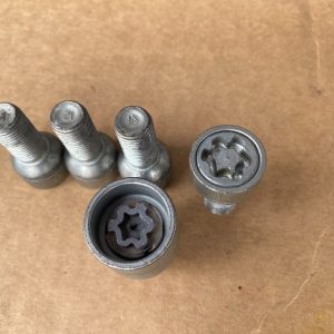 Set prezoane antifurt VW Golf Passat Tiguan Touran Skoda Octavia Fabia Seat Leon - Dezmembrari Auto