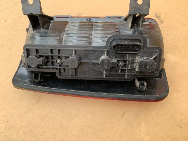 Soclu becuri dreapta spate VW Caddy 2005 2006 2007 2008 2009 2K0945258A 2K0 945 258 A - Dezmembrari Auto