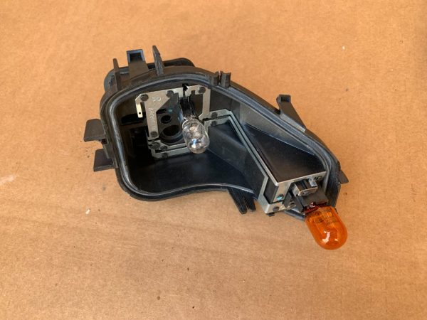 Soclu becuri dreapta spate VW Golf 6 hatchback 5K0945258 5K0 945 258 - Dezmembrari Auto