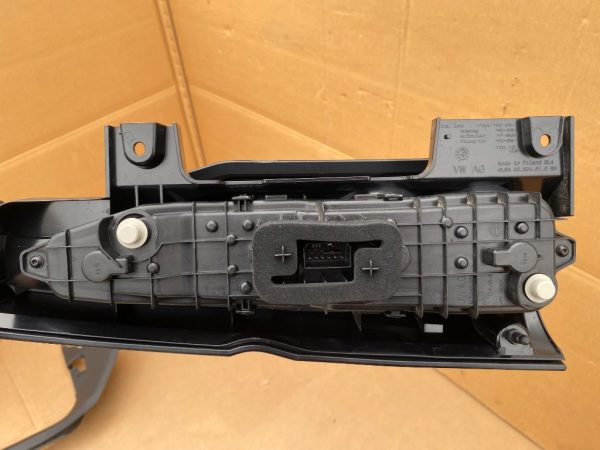Soclu becuri dreapta VW Caddy Ford Tourneo Connect 2023 2K7945258 2K7 945 258 - Dezmembrari Auto