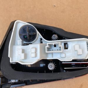Soclu becuri stanga haion VW Golf 7 2016 hatchback 5G0945259 5G0 945 259 - Dezmembrari Auto