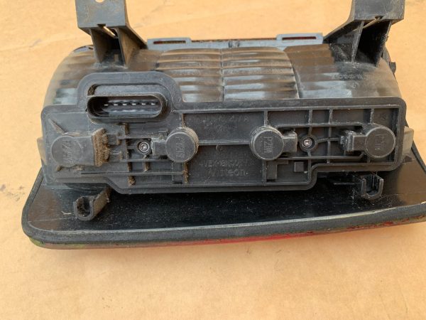 Soclu becuri stanga spate VW Caddy 2005 2006 2007 2008 2009 2K0945257A 2K0 945 257 A - Dezmembrari Auto