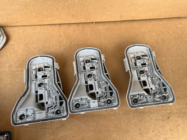 Soclu becuri stop dreapta aripa VW Polo 9N 6Q6945258F 6Q6 945 258 F - Dezmembrari Auto