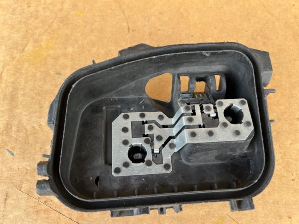 Soclu becuri stop stanga VW Sharan din 2012 7n0945257 7n0 945 257 - Dezmembrari Auto