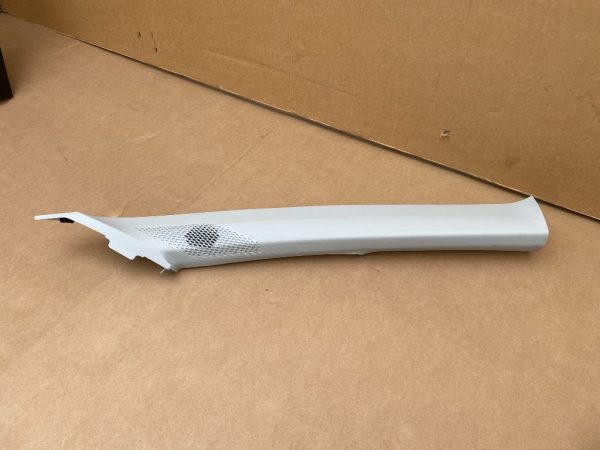 Stalp parbriz dreapta VW Caddy Ford Tourneo Connect 2023 2K7867234M 2K7 867 234 M la 0 km - Dezmembrari Auto