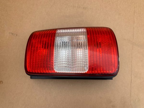 Stop aripa dreapta VW Caddy 2005 2006 2007 2008 2009 2K0945258 2K0 945 258 - Dezmembrari Auto