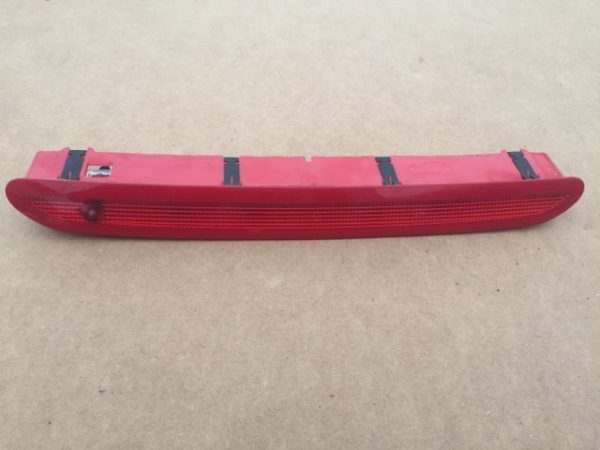 Stop auxiliar haion VW Golf 7 variant 5K0 945 087 D 5K0945087D - Dezmembrari Auto