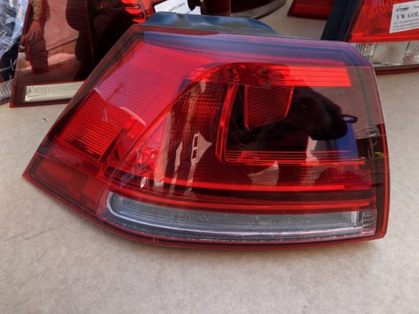 Stop stanga VW Golf 7 hatchback 5G0945095P 5G0 945 095 P - Dezmembrari Auto
