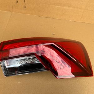 Stop dreapta aripa led CRYSTAL LIGHTING Skoda Octavia 4 din 2023 la 0 km 5E3945208, 5E3 945 208 - Dezmembrari Auto