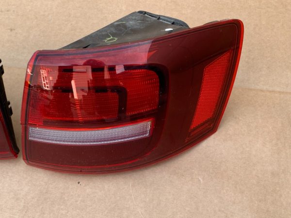 Stop dreapta aripa spate VW Jetta 2017 5C6945096L 5C6945096N la 0 km - Dezmembrari Auto