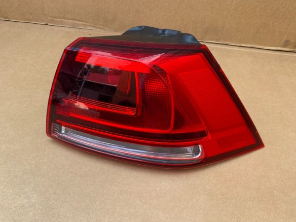 Stop dreapta aripa VW Golf 7 2016 hatchback 5G0945096P 5G0 945 096 P la 0 km - Dezmembrari Auto