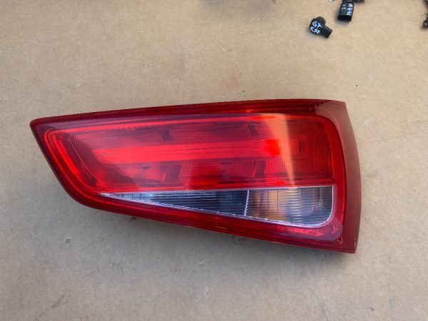 Stop dreapta Audi A1 2012 - Dezmembrari Auto