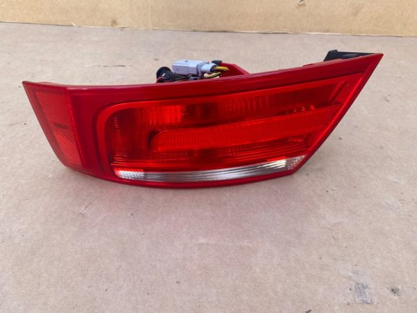 Stop dreapta Audi A5 coupe 8T8945096E 8T8 945 096 E - Dezmembrari Auto
