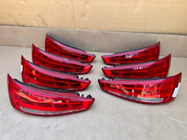 Stop dreapta Audi Q3 8U0945094  8U0945094 - Dezmembrari Auto
