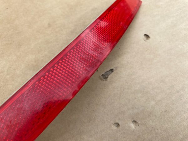 Stop dreapta bara spate catadioptru Seat Leon 1P 2007 1P0945106B 1P0 945 106 B - Dezmembrari Auto - imagine 2