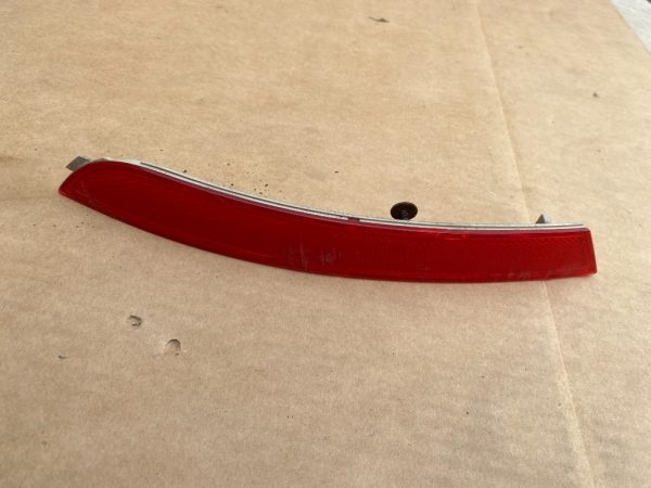 Stop dreapta bara spate catadioptru Seat Leon 1P 2007 1P0945106B 1P0 945 106 B - Dezmembrari Auto