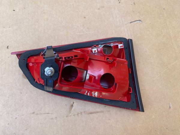 Stop dreapta capota Audi A4 B8 2010 sedan - Dezmembrari Auto - imagine 2
