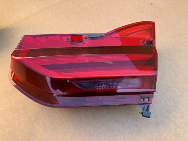 Stop dreapta capota spate BMW Seria 7 G12 7342968 - Dezmembrari Auto