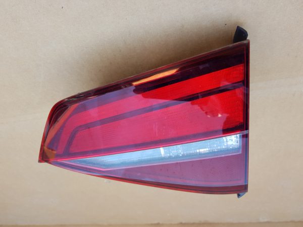 Stop dreapta haion VW Jetta facelift din 2016 5C6945094H 5C6 945 094 H - Dezmembrari Auto