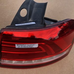 Stop dreapta led VW Passat B8 variant 3G9945096A 3G9 945 096 A - Dezmembrari Auto