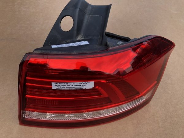 Stop dreapta led VW Passat B8 variant 3G9945096A 3G9 945 096 A - Dezmembrari Auto