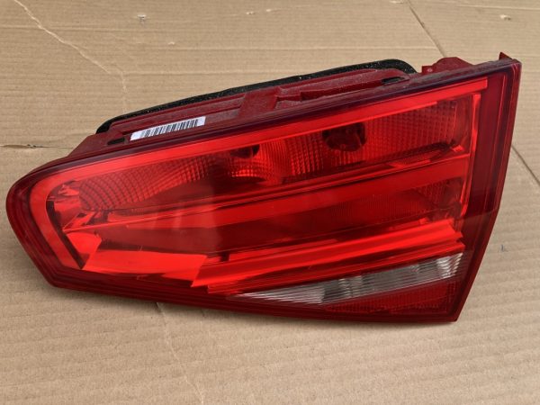 Stop dreapta portbagaj Audi A4 B8 facelift 2015 8K5945094AA 8K5 945 094 AA - Dezmembrari Auto