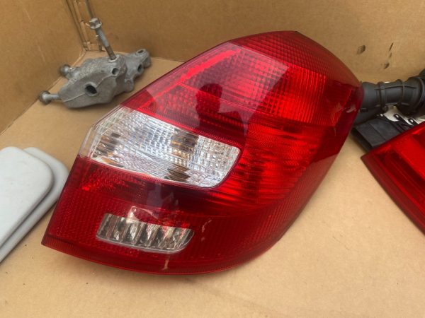 Stop dreapta Skoda Fabia 2 combi 5J6945096 5J6 945 096 - Dezmembrari Auto