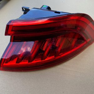 Stop dreapta spate Audi Q8 2019 4M8945070 4M8 945 070 - Dezmembrari Auto