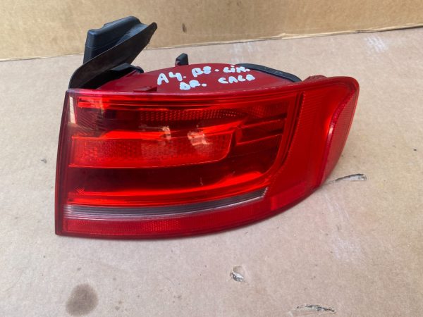 Stop dreapta spate caroserie Audi A4 B8 sedan - Dezmembrari Auto