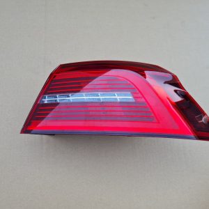 Stop dreapta spate caroserie VW Passat B8 limuzina 3G5945208C 3G5 945 208 C - Dezmembrari Auto