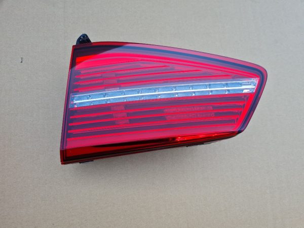 Stop highline dreapta spate haion VW Passat B8 combi 3G9945308D 3G9 945 308 D - Dezmembrari Auto
