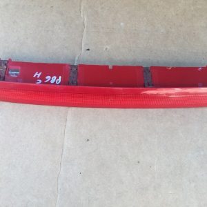 Stop intermediar haion VW Passat B6 1P0 045 097 1P0045097 - Dezmembrari Auto