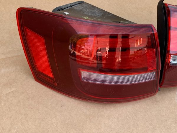 Stop stanga aripa spate VW Jetta 2017 5C6945095L 5C6945095N - Dezmembrari Auto