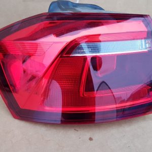 Stop stanga aripa VW Sportsvan 2018 5Q0945095S 5Q0 945 095 S - Dezmembrari Auto