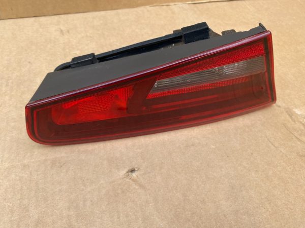 Stop stanga haion Audi A3 8V 2 usi 8V3945093 8V3 945 093 - Dezmembrari Auto