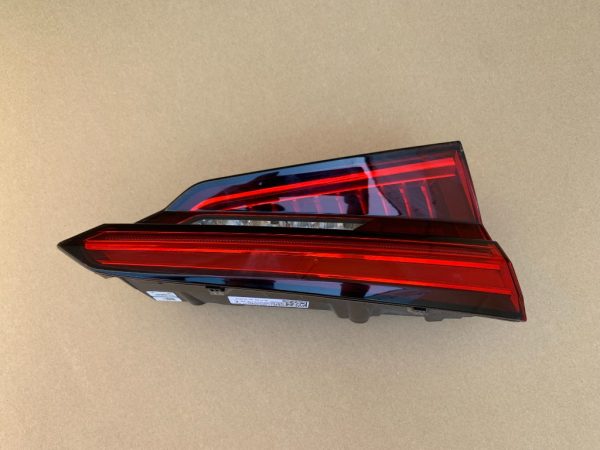 Stop stanga haion Audi A5 F5 2018 8W6945093B 8W6 945 093 B - Dezmembrari Auto