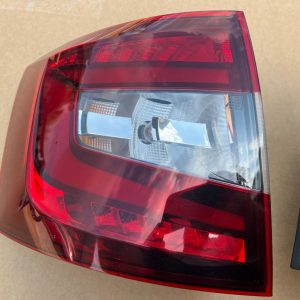 Stop stanga LED Skoda Octavia 3 facelift din 2020 5E9945207 5E9 945 207 - Dezmembrari Auto