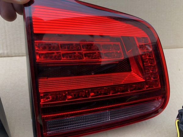 Stop stanga haion LED VW Tiguan 5n facelift 5N0945425 5N0 945 425 - Dezmembrari Auto