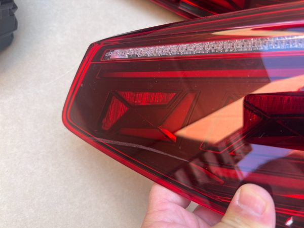 Set stopuri IQ-LIGHT VW Passat B8 facelift variant R line la 0 km - Dezmembrari Auto - imagine 5